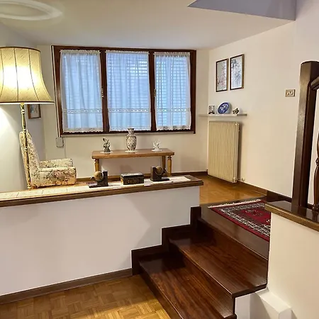 Ferienhaus Nel Borgo Di Zia Alma